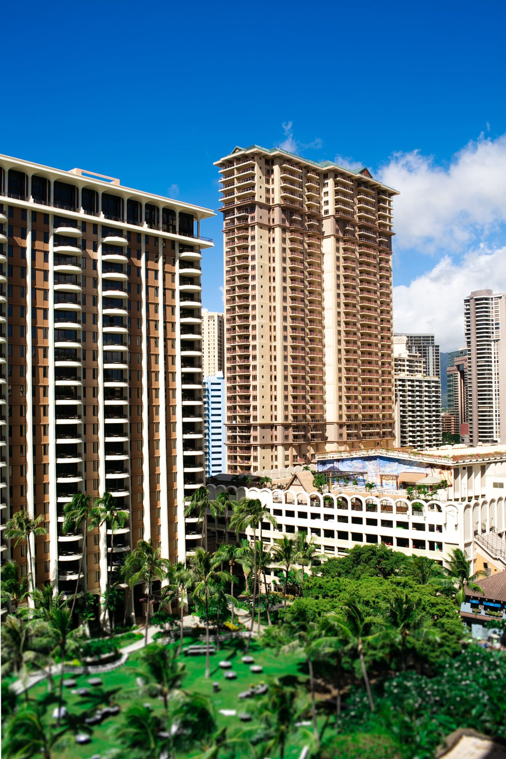 Urban Grandeur